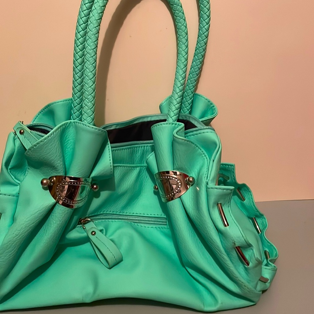 Purse - Picture 2 of 7